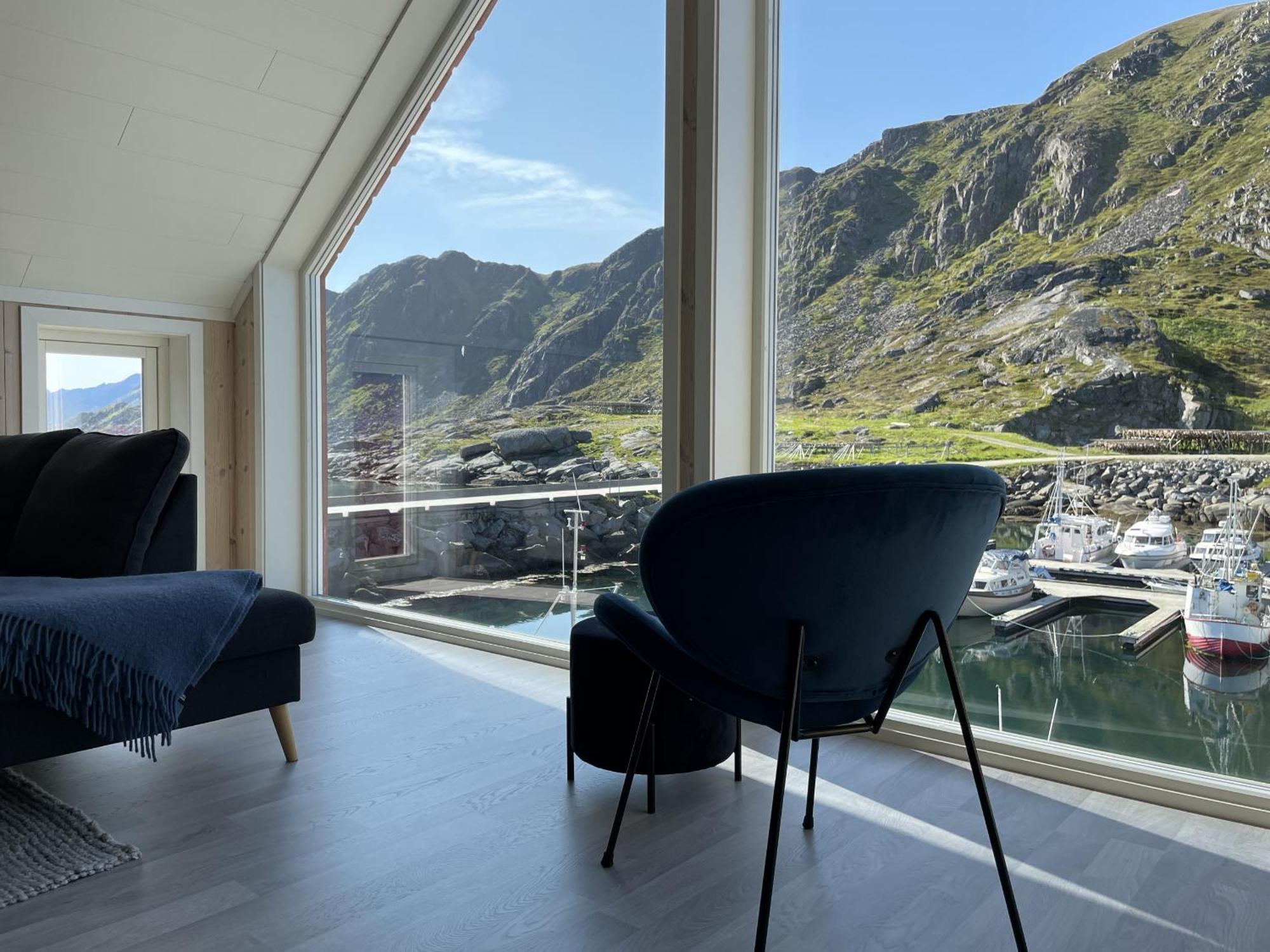 High standard Lodge Ballstad Exteriör bild
